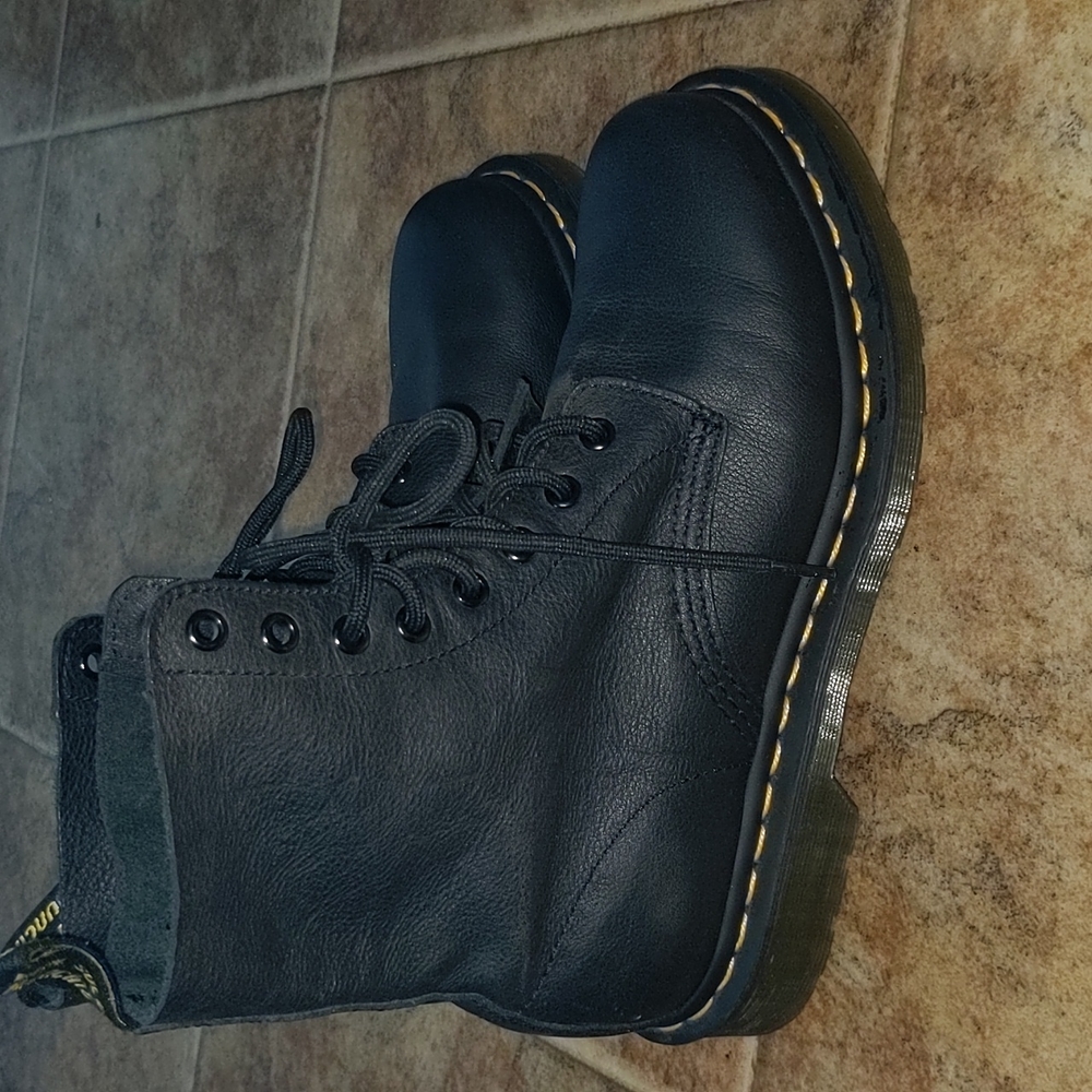 Dr Martens Men boots